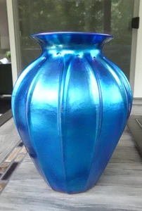 1994 Lundberg Studios Art Glass Blue Aurene Luster II Ribbed Vase ELECTRIC - Picture 1 of 8