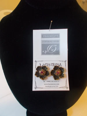 Pendientes La Contessa de Mary DeMarco Cristales Swarovski Flores Perforados Foto 1 de 2