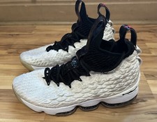 lebron james 15 graffiti