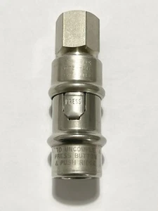 Swagelok QT2-316 DESO (Double-End Shutoff) Instrumentation Quick Connect - Picture 1 of 4