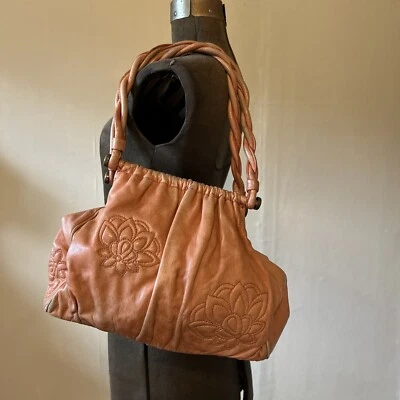 BCBG MAXAZRIA 00-х розовый кожаный чехол наплечная сумка Kiss XL сумка с короткими ручками Barbie - Изображение 1 из 4