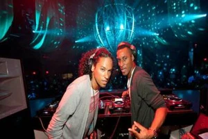 Sunnery James & Ryan Marciano Live Audio & Video DJ-Sets USB SPECIAL (2010-2025) - Picture 1 of 10