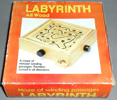 Labyrinth Board Game Marble Maze Christmas Skill Strategy COMPLETE VINTAGE RETRO - Image 1 of 3
