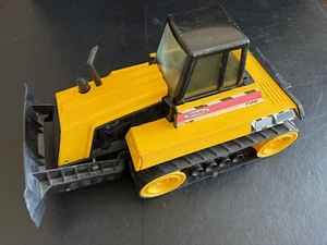 Vintage TONKA 738 BULLDOZER Pressed Metal  Frame- Plastic & Rubber Accessories - Picture 1 of 10