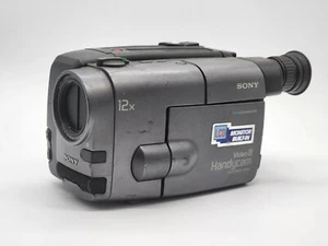 Sony Handycam CCD-TRV65 Hi8 Video Camera No Charger FOR PARTS OR REPAIRS READ - Picture 1 of 8