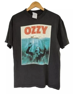 Camiseta Ozzy Osbourne Años 90 Gráfica Negra Hombres Mujeres Unisex De Colección S-5XL - Imagen 1 de 3