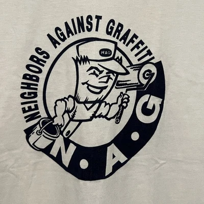 Camiseta Neighbors Against Graffiti N.A.G Años 80 Pantalla Grande Estrellas De Colección A5 Foto 1 de 4