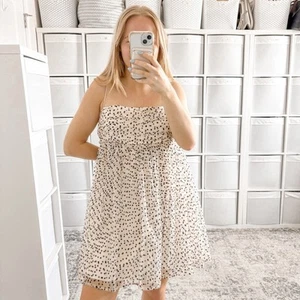 NUEVO Mini Vestido Reformation Catarina de Gasa Punto Crema - Imagen 1 de 9