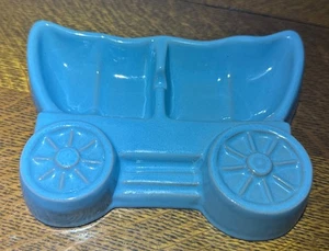 Conestoga Planwagen Aschenbecher Rotkehlchen Ei blau Frankoma 465 - Bild 1 von 4