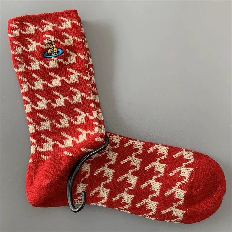 Calcetines Vivienne Westwood Pata de Gallo Rojo Logo Orbe - Relleno de Medias de Regalo de Navidad Foto 1 de 1