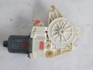 Fensterhebermotor vorn links Mercedes VITO 3 Kasten 447 BOSCH 03-2018 - Picture 1 of 4