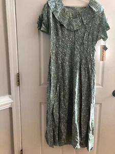 Vintage ELLEN ASHLEY Cottagecore Farm Prairie Ruffle-Neck Floral Dress size 8 - Picture 1 of 9