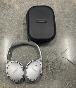 Bose QuietComfort 35 Wireless Headphones Noise Cancelling QC35-Black/Silver - Picture 1 of 7