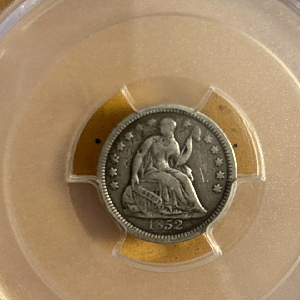 Bonita moneda de media moneda de diez centavos 1852 PacGS daños genuinos en muy buen estado detalle Foto 1 de 3