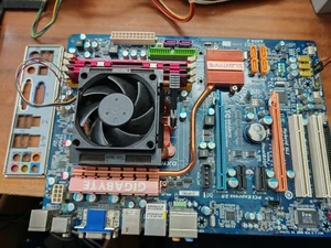 Gigabyte GA-M750SLI-DS4 socket AM2+ Athlon II X2 250 + 2gb ddr2+ I/O shield - Picture 1 of 8