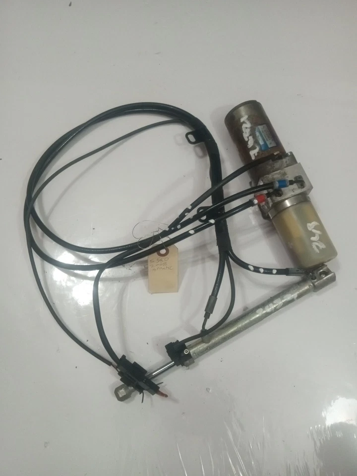 07-13 Mercedes W221 S63 AMG S550 Trunk Lid Locking Hydraulic Pull Down Pump OEM - Изображение 1 из 4