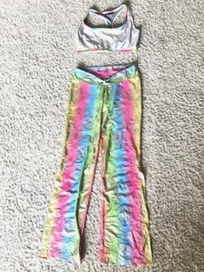 ANGELA FONG WORN WRESTLING OUTFIT- AUTOGRAPHED IN 2 PLACES - Picture 1 of 6