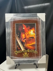 Johnny Depp Signed and Framed Photo Pirates of the Caribbean Jack Sparrow Custom - Picture 1 of 7