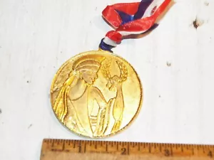 Medalla Volksmarch 1985 - ""Walk Clark"" - posiblemente base de la Fuerza Aérea Clark - Imagen 1 de 2