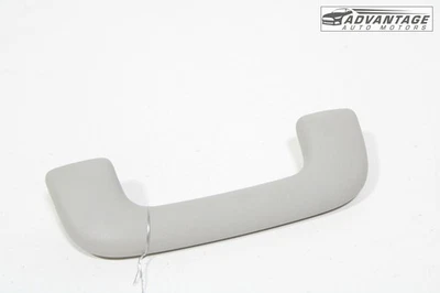 KIA SORENTO 2021-2025 TECHO SUPERIOR DELANTERO DERECHO TECHO AGARRE MANGO OEM Foto 1 de 4