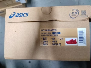Größe 8,5 - Asics Novablast 5 Flash Red/Edo Purple - Bild 1 von 5