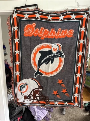 MIAMI DOLPHINS NFL THE NORTHWEST CO. EE. UU. MANTA TIRO TAPIZ FÚTBOL Foto 1 de 4