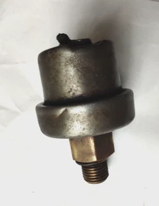 FIAT 124 SPIDER OIL PRESSURE GAUGE SENDER UNTESTED FOR PARTS OR REPAIR - Picture 1 of 2