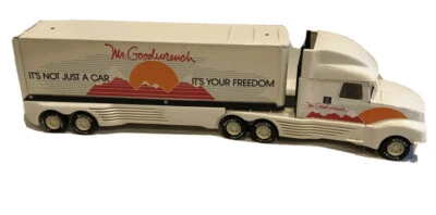 Vtg 1980’s Nylint Mr Goodwrench GM Parts White Semi-Truck It’s Not Just A Car - Image 1 of 4