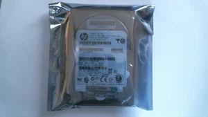 Disco rigido 300 GB SAS TOSHIBA/HP/IBM MBF2300RC/EG0300FBDSP NUOVO ⭐️⭐️⭐️⭐️ - Foto 1 di 1