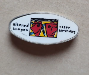 Vintage Altered Images Happy Birthday Album band New Wave logo pin badge - Imagen 1 de 2