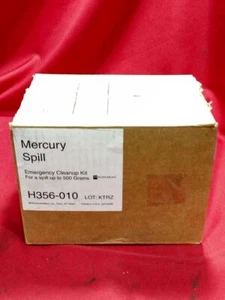Mallinckrodt Baker Inc. Emergency Mercury Spill Clean Up Kit - Picture 1 of 3