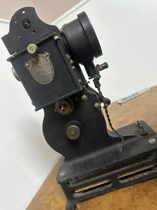 Antique 1920’s Pathe-Baby Freres Projector 9.5mm Made in France 190624-G - Picture 1 of 12