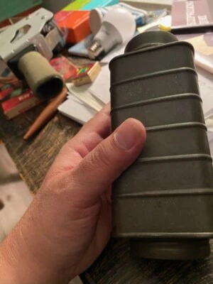 Termo militar primitivo antiguo de doble cara de hojalata 1910 Foto 1 de 3