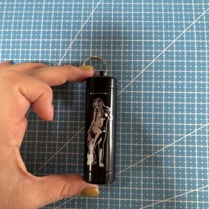 Accessori donna glamour isterico misterioso ancora fumoso nero piccolo edizione limitata - Foto 1 di 3