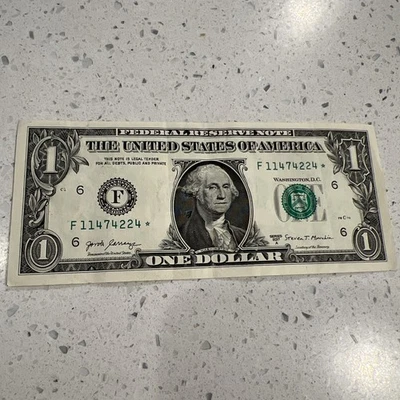 STAR NOTE 1 Dollar Bill 2017A 11474224 - Image 1 of 4