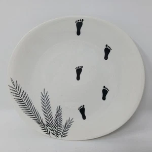 Plato de cena Wedgwood & Co. Man Friday Mid Century hecho en Inglaterra negro crema - Imagen 1 de 3