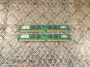 4GB (2GBx2) Kingston PC2-6400 800mhz Non-ECC DDR2 Ram KVR800D2N6/2G - Picture 1 of 1