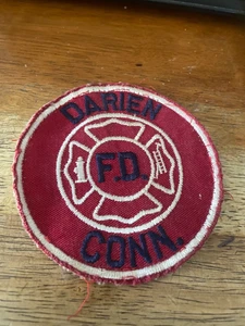 Darien Connecticut fire fighter patch early bx 12#2 - Picture 1 of 2