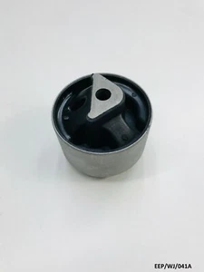 Left Engine Mount Bush for Jeep Grand Cherokee WJ 4.0L 1999-2004 EEP/WJ/041A - Picture 1 of 4