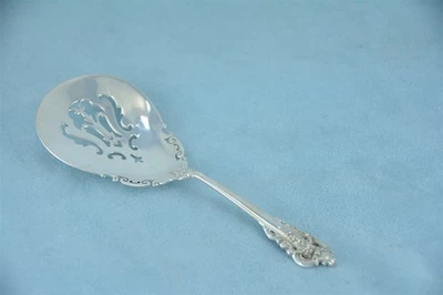 Wallace Grande Baroque Sterling Silver 5-3/8" Bon Bon Nut Spoon No Monogram - Image 1 of 4