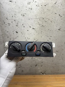 96-00 Nissan Pathfinder AC Heater Temperature Dash Climate Control Switch Panel - Picture 1 of 6