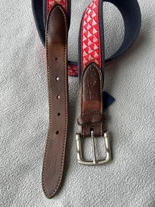 Vineyard Vines Belt Mens 32 Nautical Flag Canvas Leather Classic Golf - Picture 1 of 8