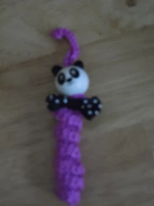 Glückswürmchen (handmade) gehäkelt  in lila - Holzkopf ca. 20 mm - Bild 1 von 2