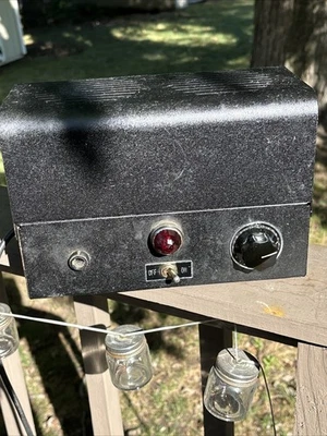 Unidad de fuente de alimentación de máquina de bobina de tatuaje Spaulding & Rogers 1, caja para pájaros Foto 1 de 4