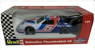 Revell 1992 Mark Martin #6 Valvoline Ford Thunderbird 1/24 NASCAR diecast Foto 1 de 3