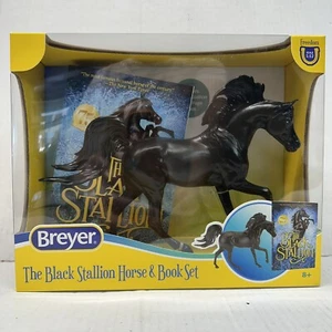 Breyer Set Libro Stallone Nero e Cavallo Edizione da Collezione - Foto 1 di 2