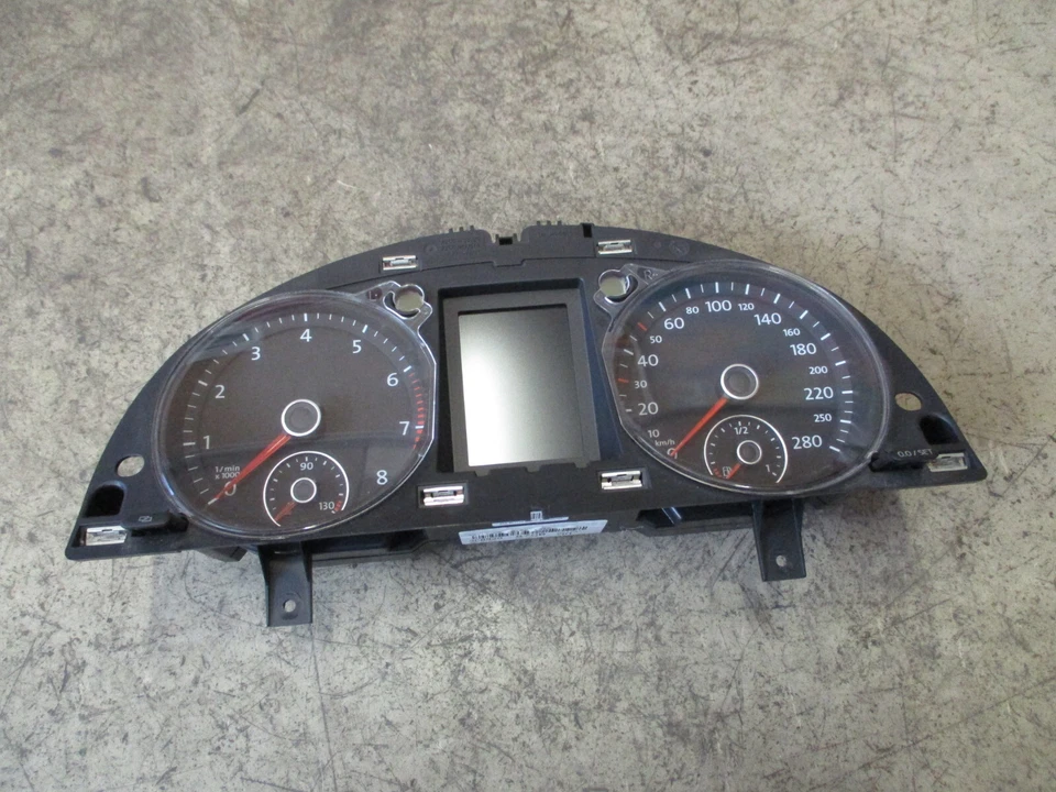 Cuadro de instrumentos VW Passat CC MFA velocímetro 3C8920870B gasolina Foto 1 de 4