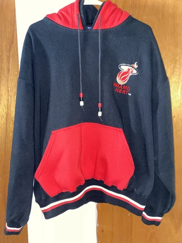 Vintage Starter Miami Heat Hoodie!! Size Large Cover