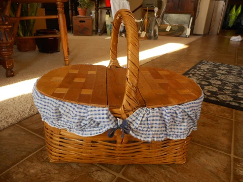 Vintage Picnic Lunch Basket Blue Gingham Farm Life 1950's 1960's Grandma Cover