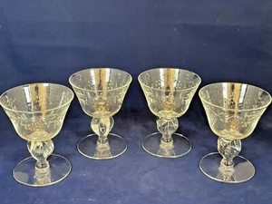 VINTAGE Crystal Stemmed Cordial Glasses Set of 4 Etched Leaves & Berries Grapes - Picture 1 of 5